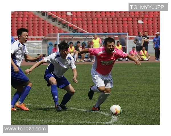 直播足球比赛中国赛季精彩纷呈球迷热情高涨尽享赛事盛宴 直播足球比赛中国赛季精彩纷呈球迷热情高涨尽享赛事盛宴