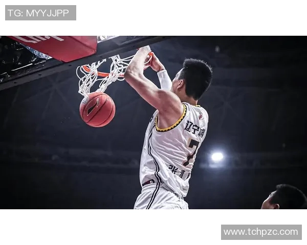 张镇麟的篮球之路:从青涩少年到CBA明星的奋斗历程与成长故事