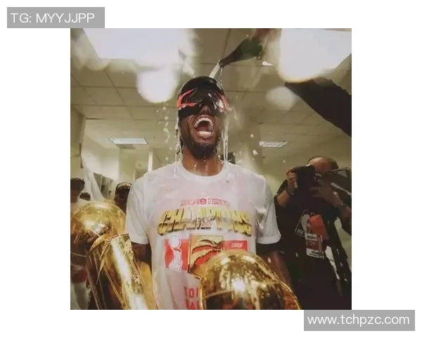 猛龙客场取胜，洪伦纳德轰下35分——一场震撼全场的篮球盛宴